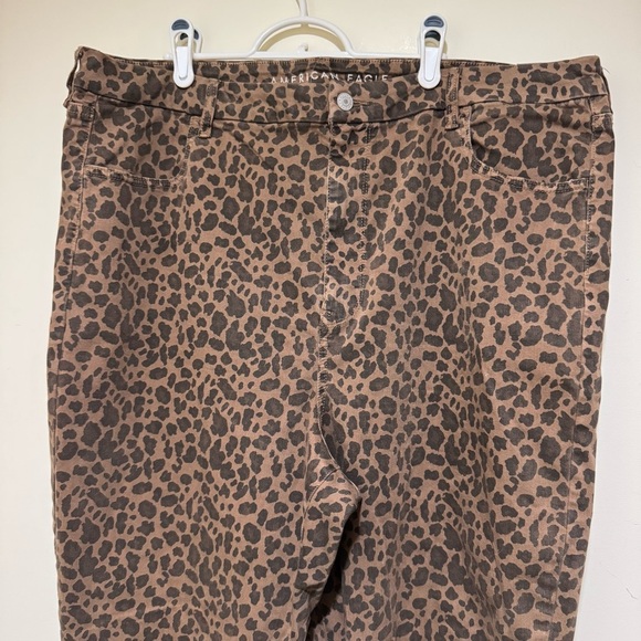 Women’s American Eagle Cheetah Print High Waist Regular Straight Jeans Size 22 - Picture 4 of 16